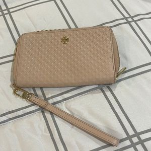 Tory Burch Fleming Quilted Smartphone leather Wristlet Wallet Nude blush pink